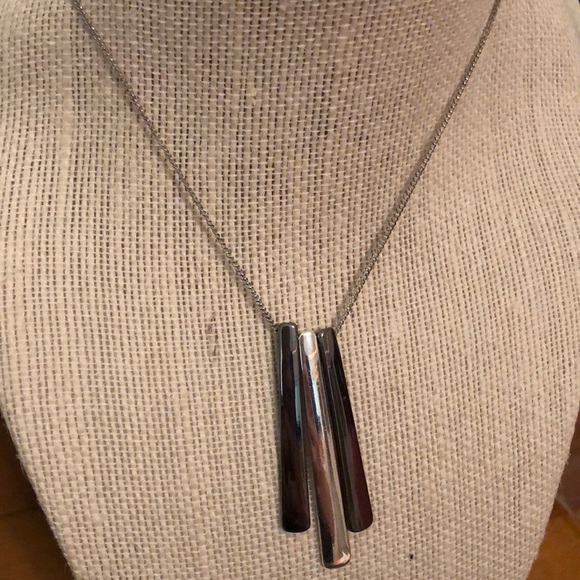 NY&CO Two Toned Necklace - Picture 1 of 4